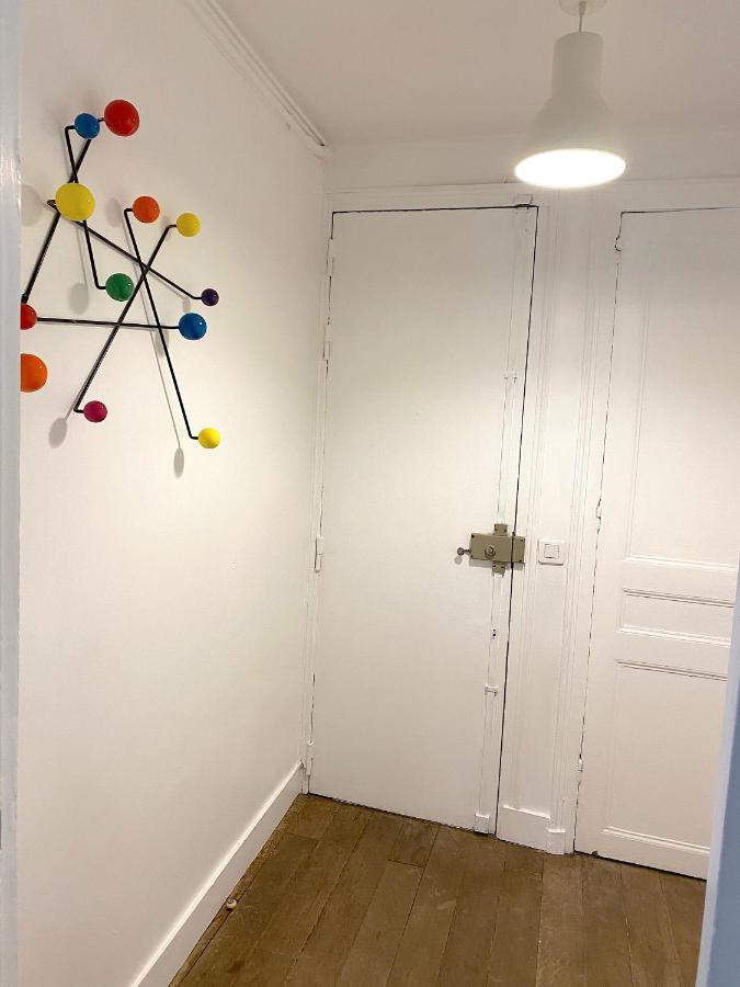 Real Parisian Apartment With 2 Bedrooms And Ac Εξωτερικό φωτογραφία